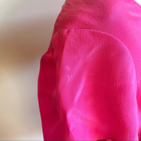 BANANA REPUBLIC Bright pink silk blouse Darts Flowy short sleeve top Medium - Picture 9 of 11